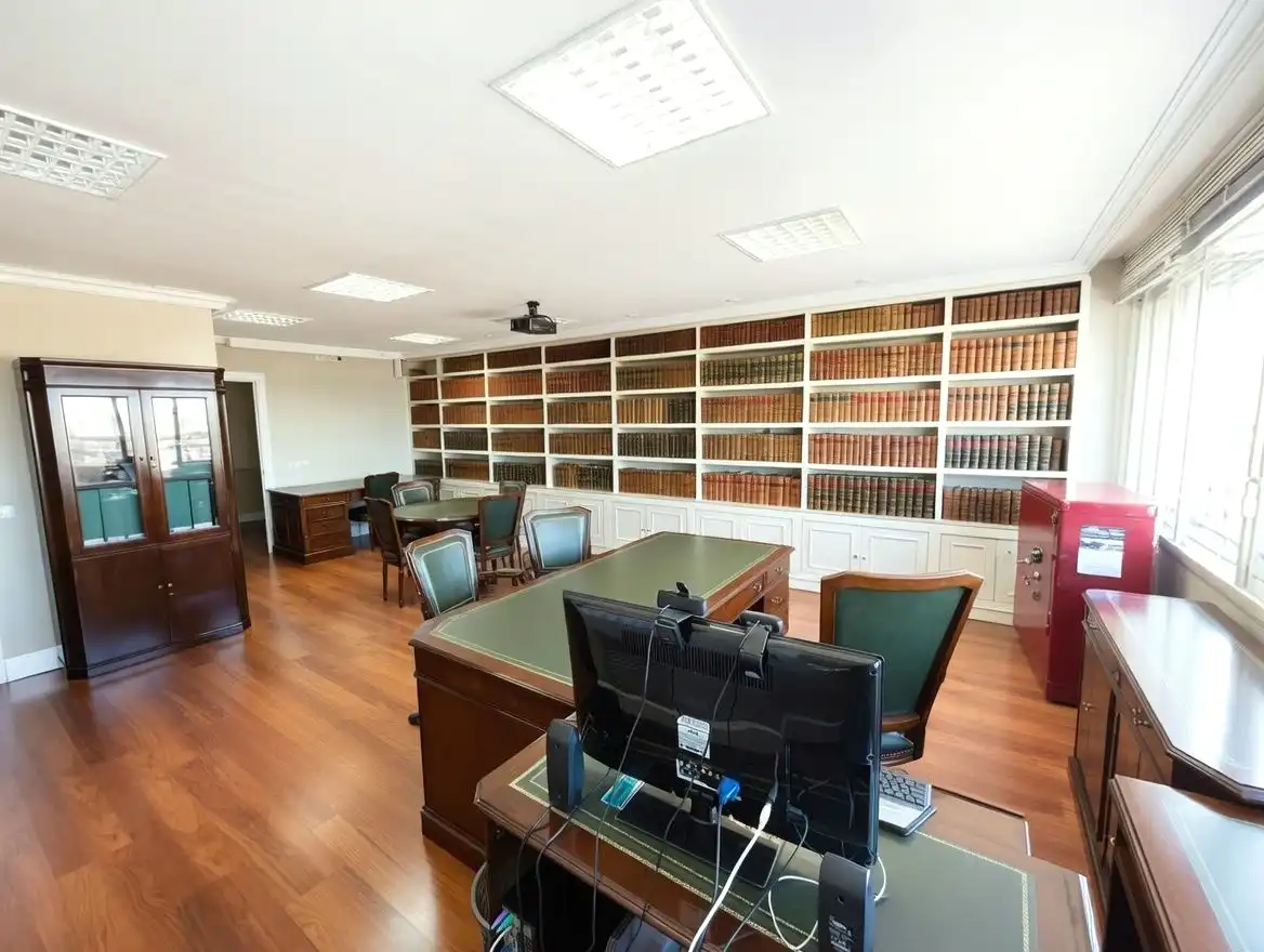 Flat for sale in Guadalajara  with Air Conditioner and Heating