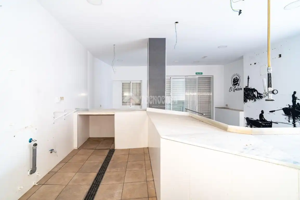 Kitchen of Commercial properties for sale in Granada