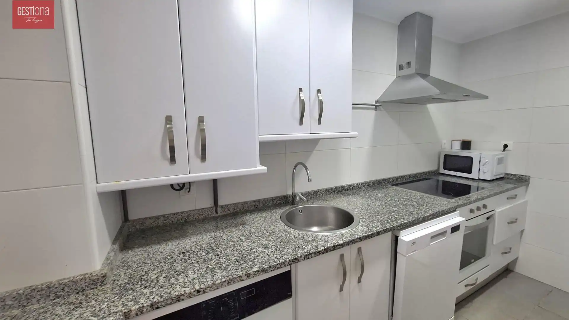 Cocina de Planta baja en venta en Piélagos con Calefacción, Jardín privado y Terraza