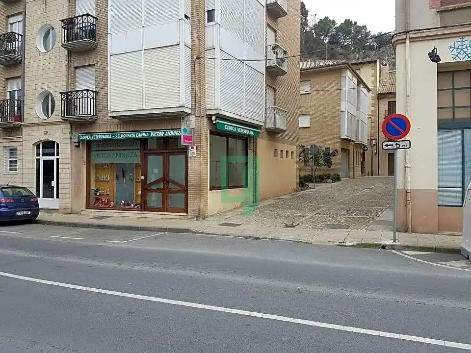 Locale commerciale in vendita a Fray Diego De Estella, imagen 8
