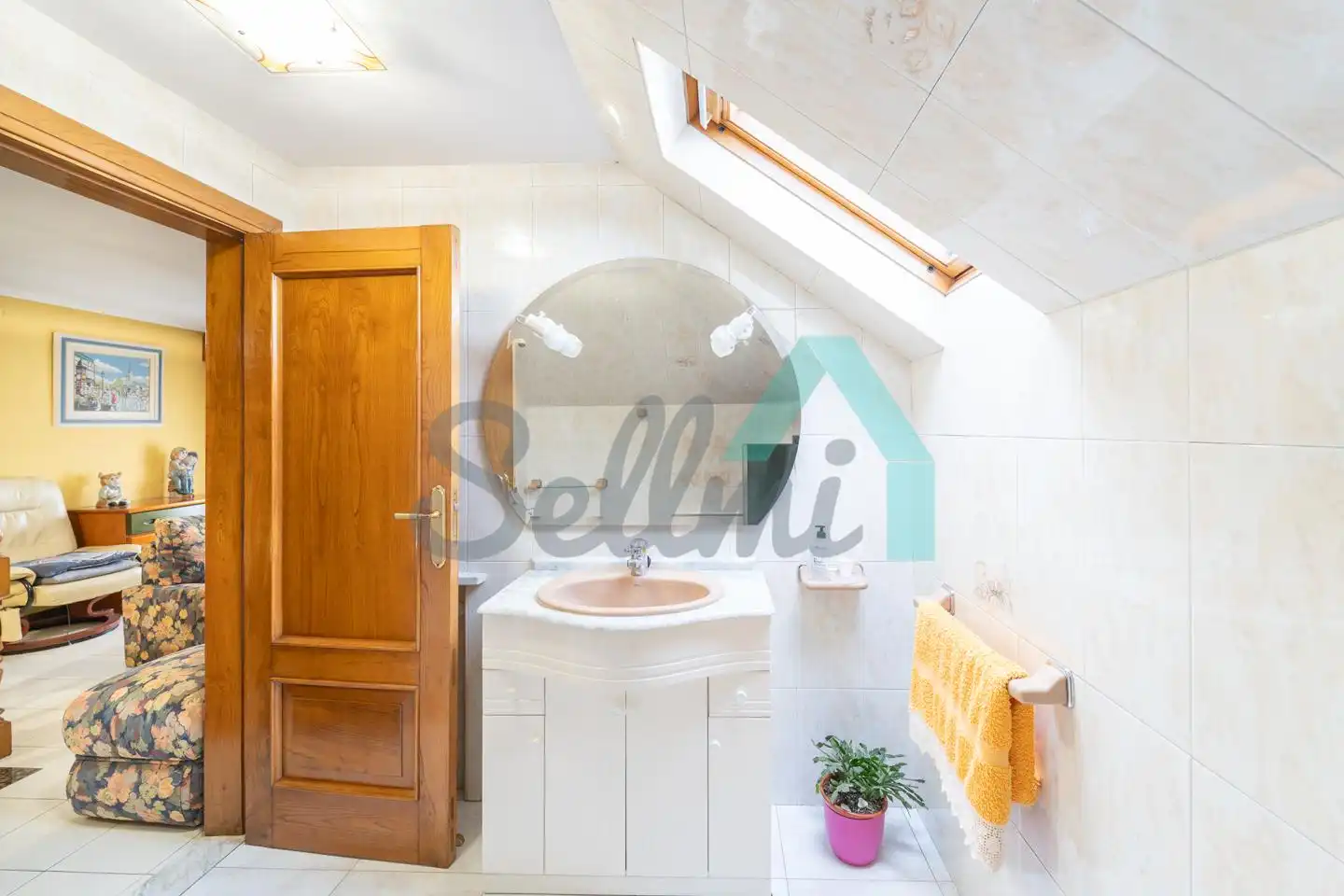 Houses for sale in Camíno De Castañéu, Viella - Granda - Meres