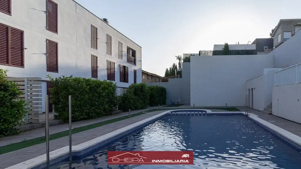 Piscina de Piso de alquiler en Náquera con Piscina comunitaria