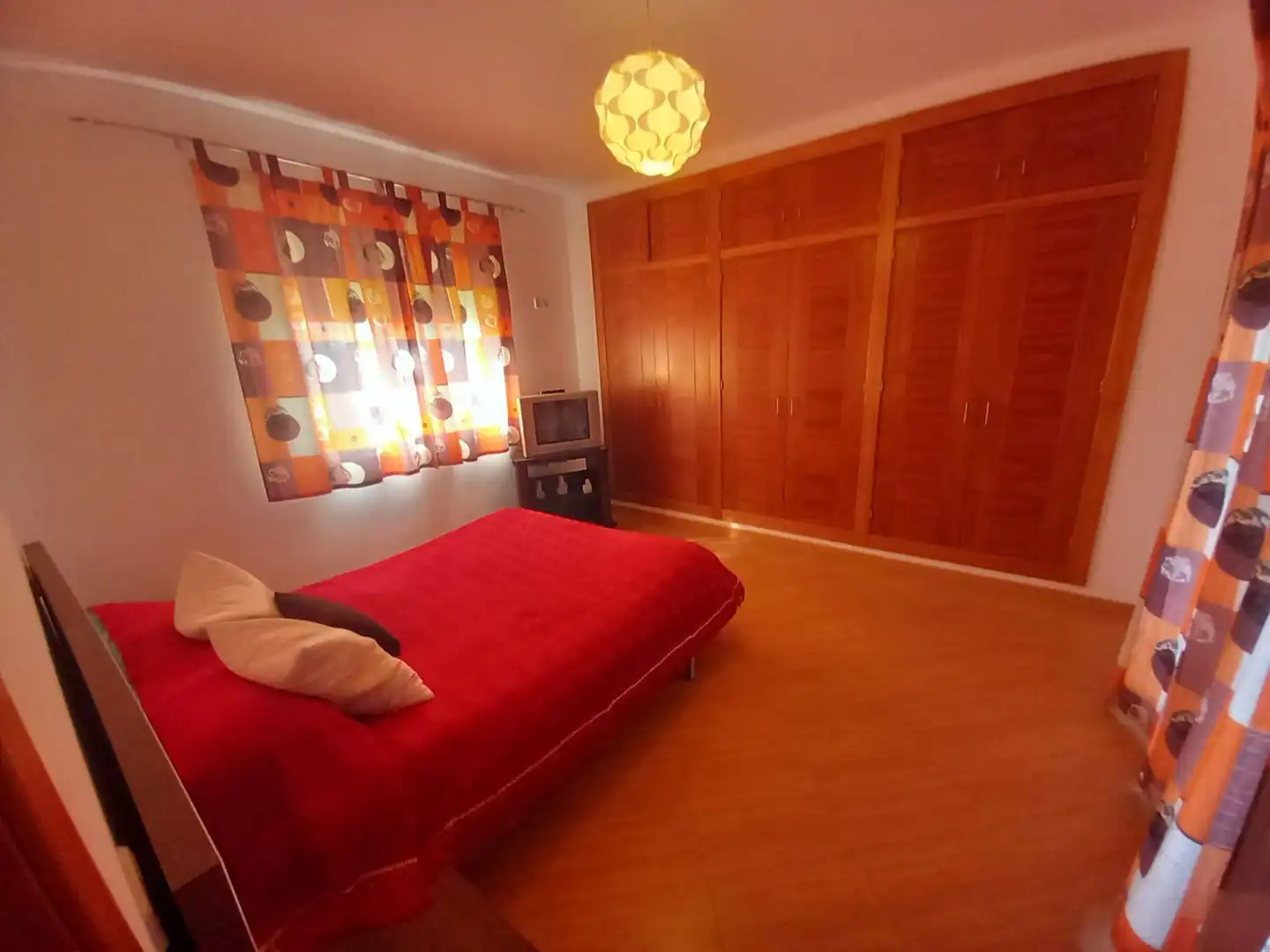 Dormitori de Casa o xalet en venda en Linares amb Terrassa
