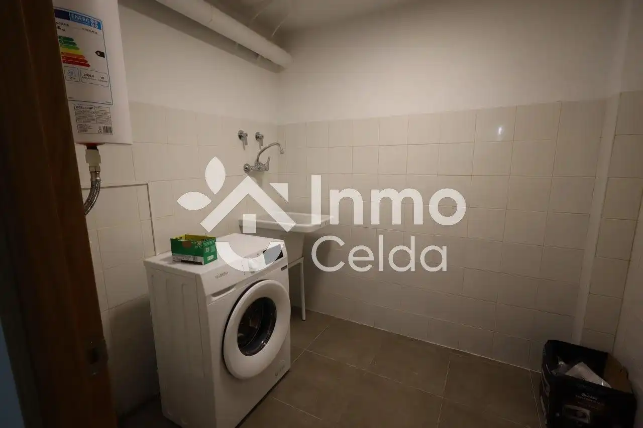 Casa adosada en venta en Chiva con Aire acondicionado, Calefacción y Terraza