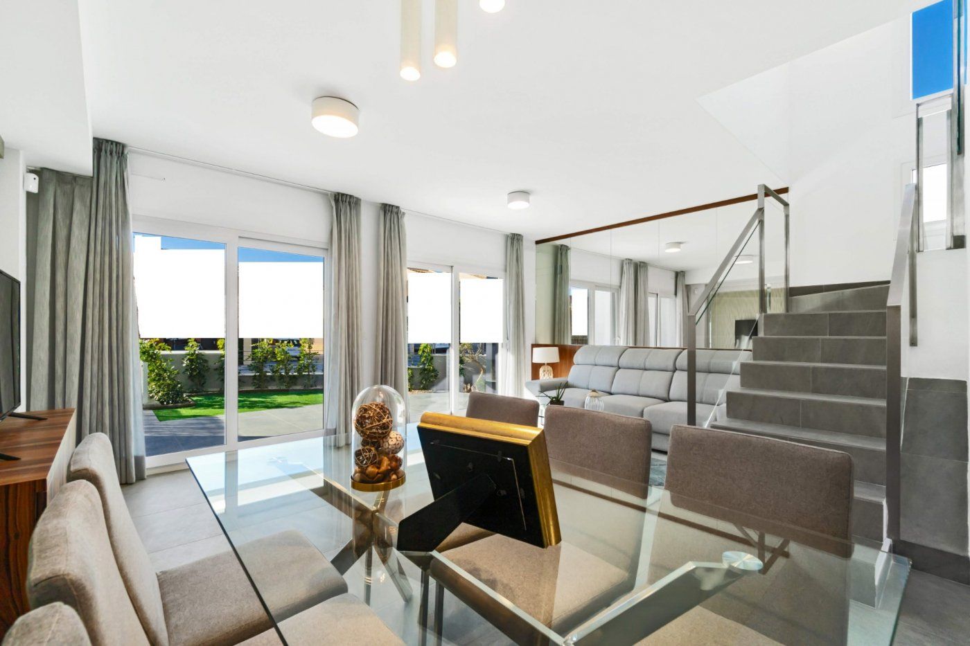 Sala de estar de Casa o chalet en venta en Elche / Elx con Aire acondicionado, Calefacción y Jardín privado