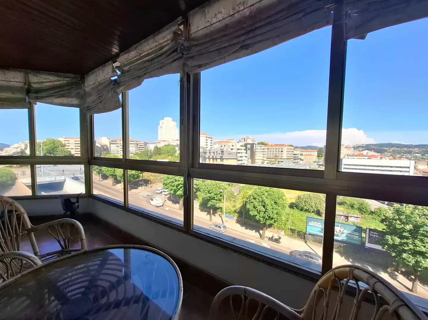 Flat with terrace for sale in Avenida da Gran Vía, imagen 2