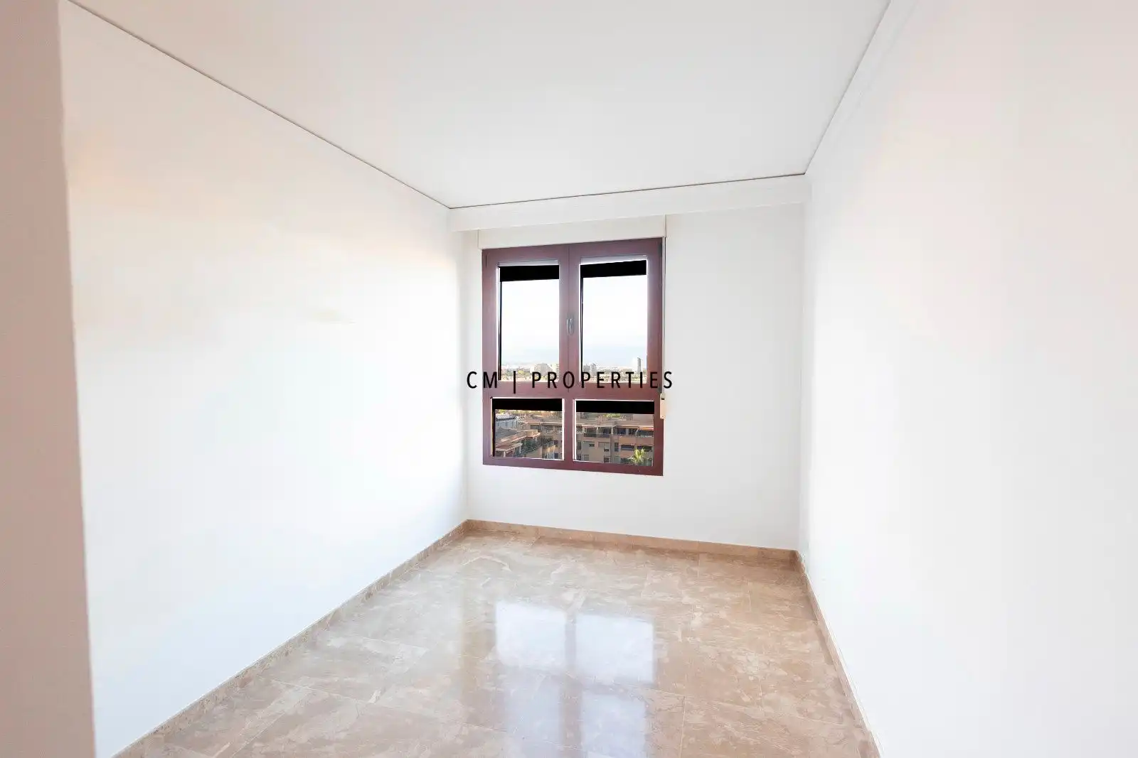 Habitación de Piso en venta en Valencia con Aire acondicionado, Calefacción y Terraza