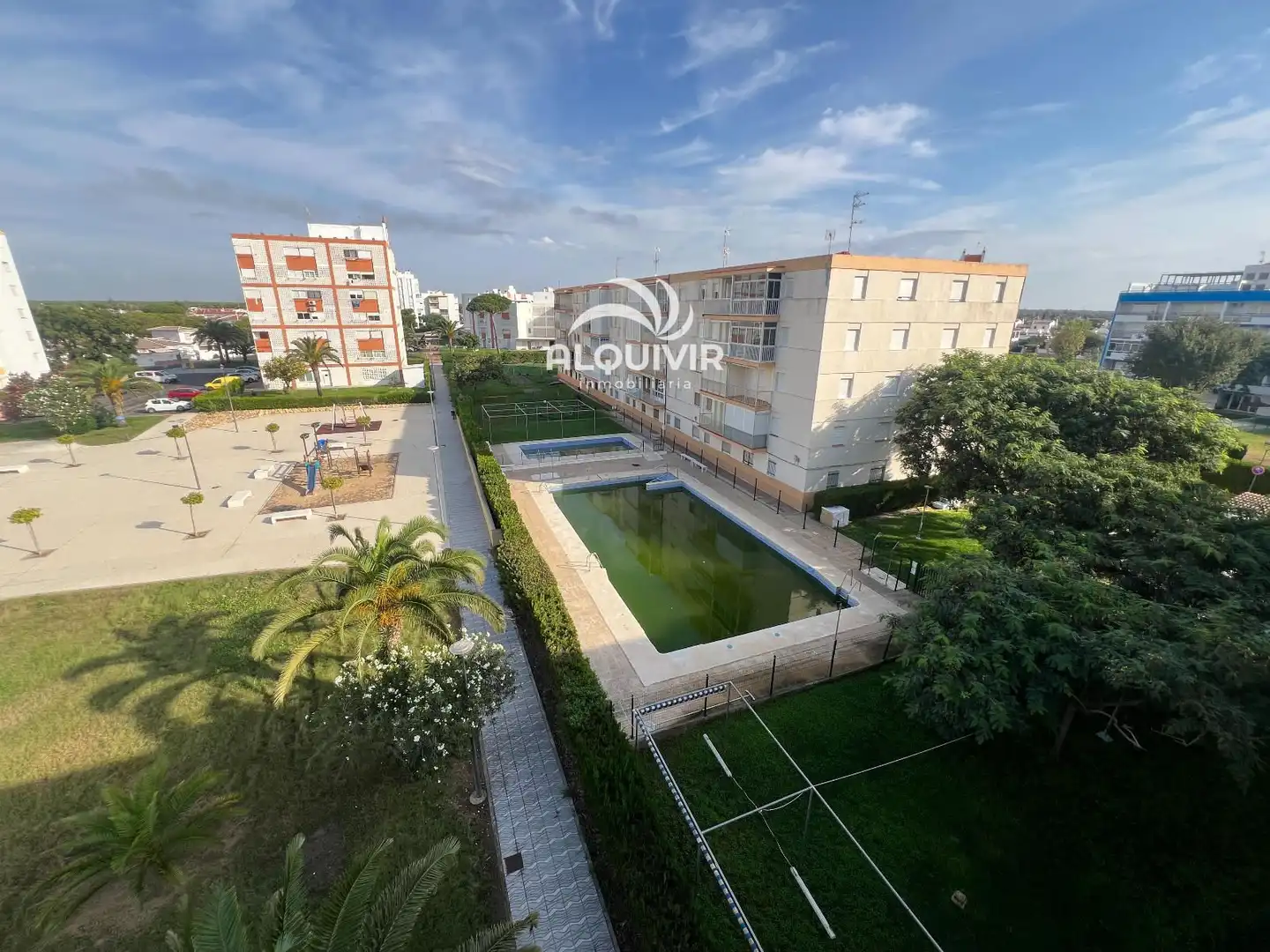 Piscina de Pis en venda en Almonte amb Terrassa, Piscina i Piscina comunitària
