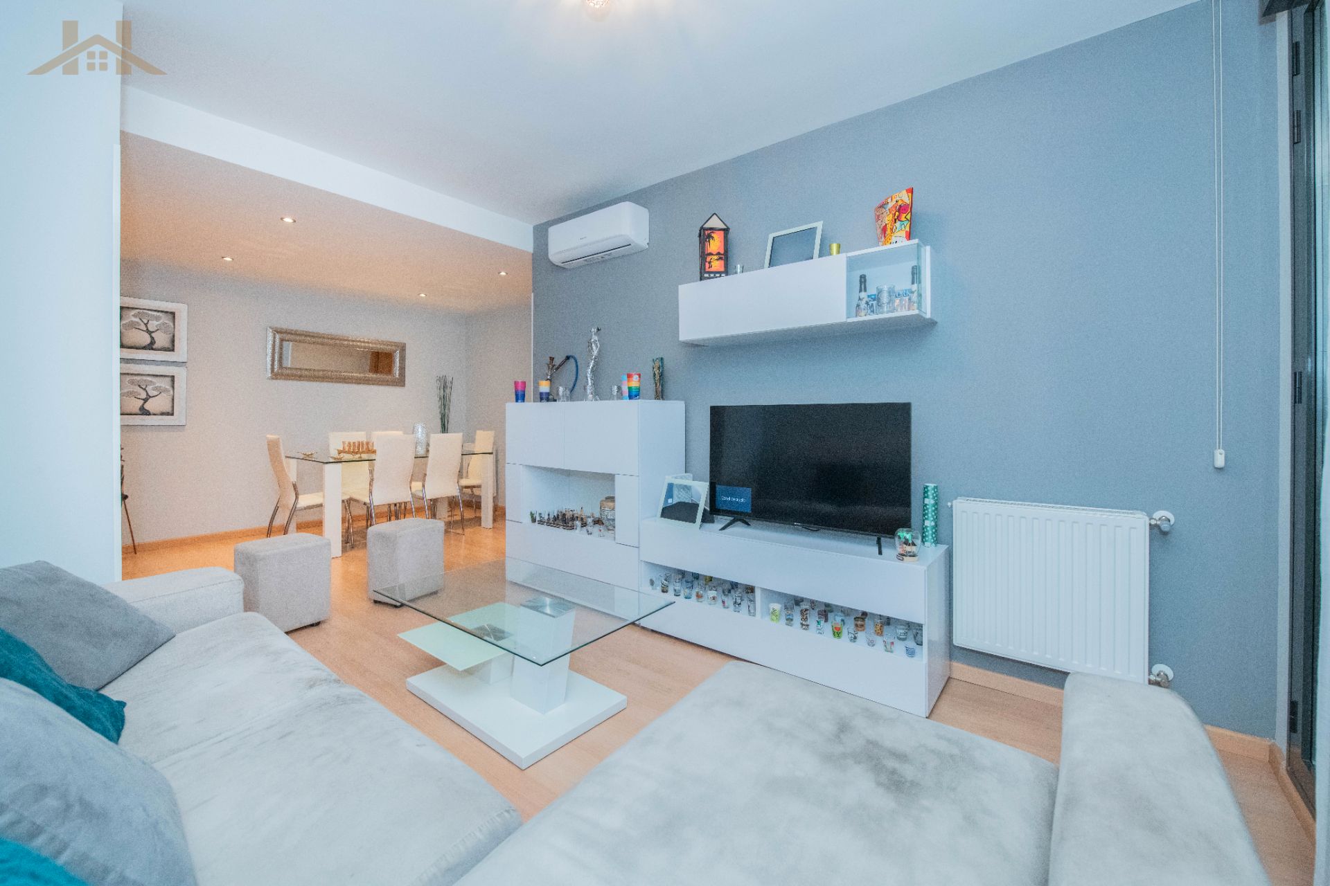 Sala d'estar de Pis en venda en Móstoles amb Aire condicionat, Traster i Piscina comunitària