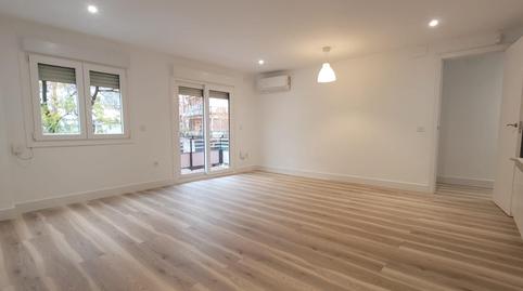 Photo 2 of Flat for sale in Calle Oca, Vista Alegre,  Madrid Capital