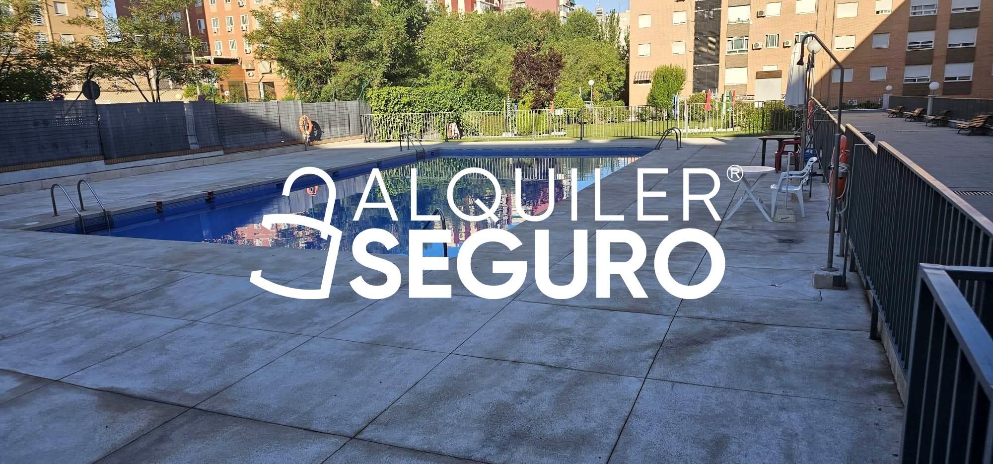 Piscina de Pis de lloguer en Móstoles amb Calefacció, Terrassa i Piscina