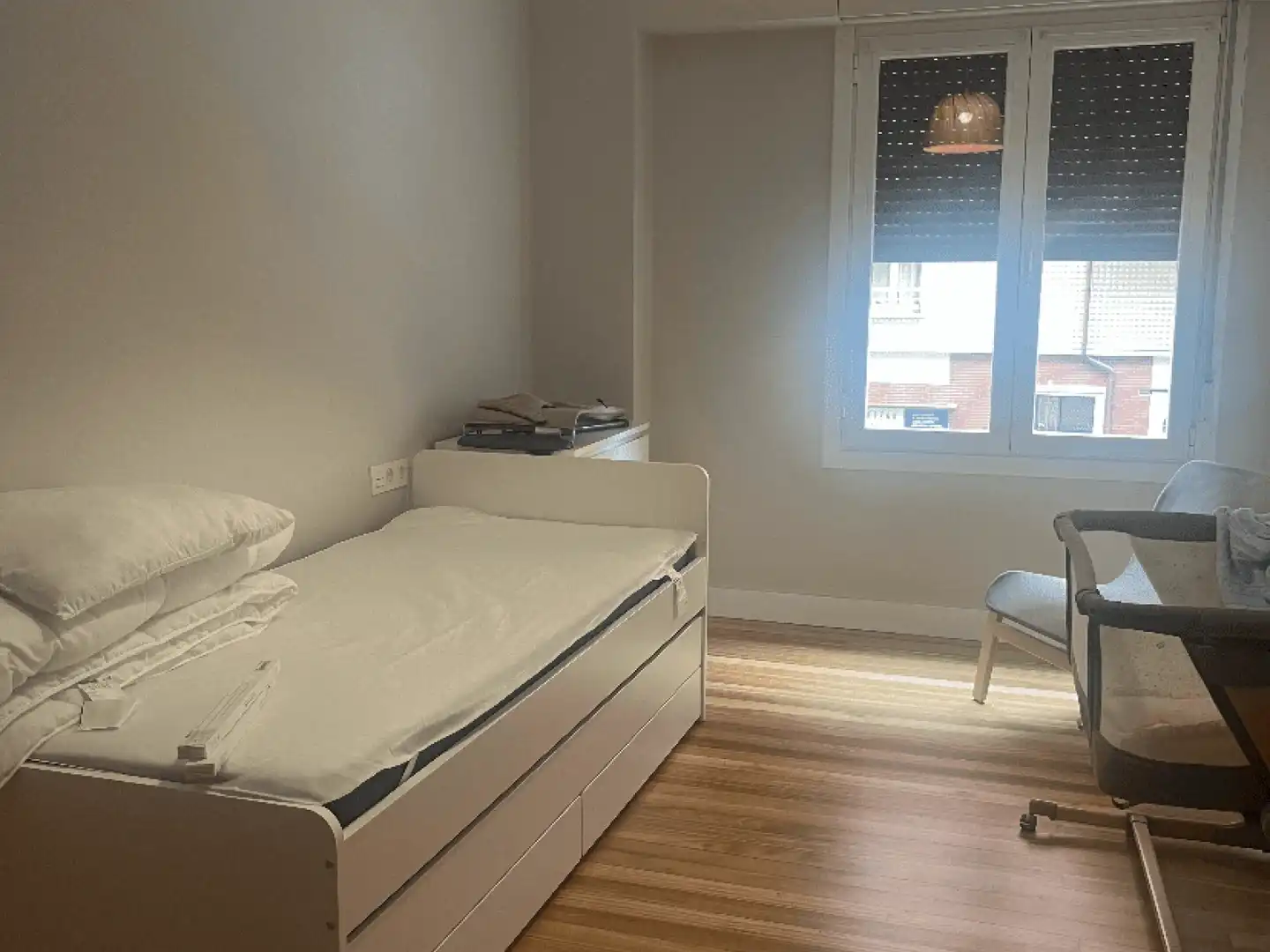 Bedroom of Flat for rent in Donostia - San Sebastián   with Furnished and Washing machine
