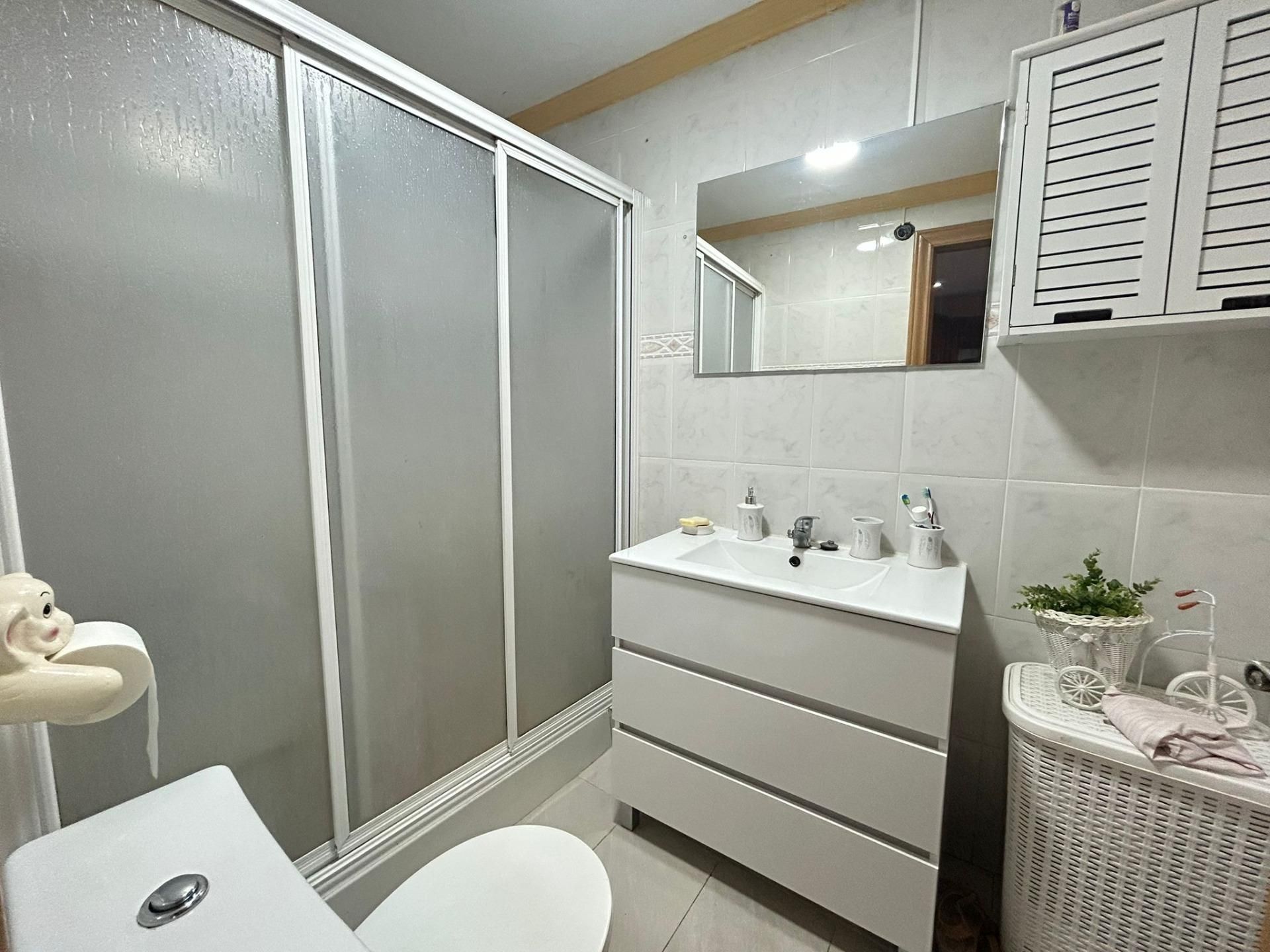 Bathroom of House or chalet for sale in Antequera  with Air Conditioner, Terrace and Storage room