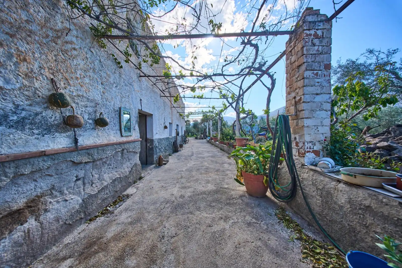 Casa rústica amb jardí en venda a Camino de la Vegueta, imagen 2