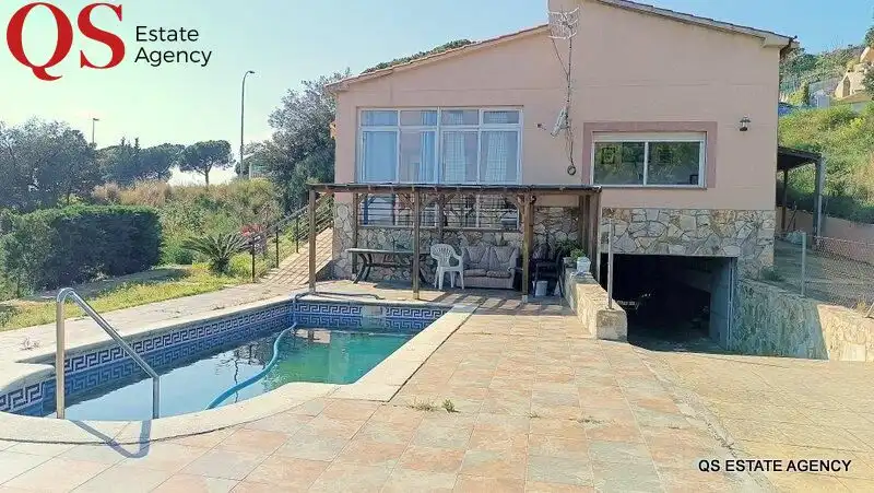 Piscina de Casa o xalet en venda en Tordera amb Calefacció, Jardí privat i Terrassa