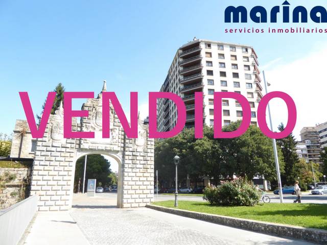 Piso en Venta en Calle Navas de Tolosa en 1º Ensanche