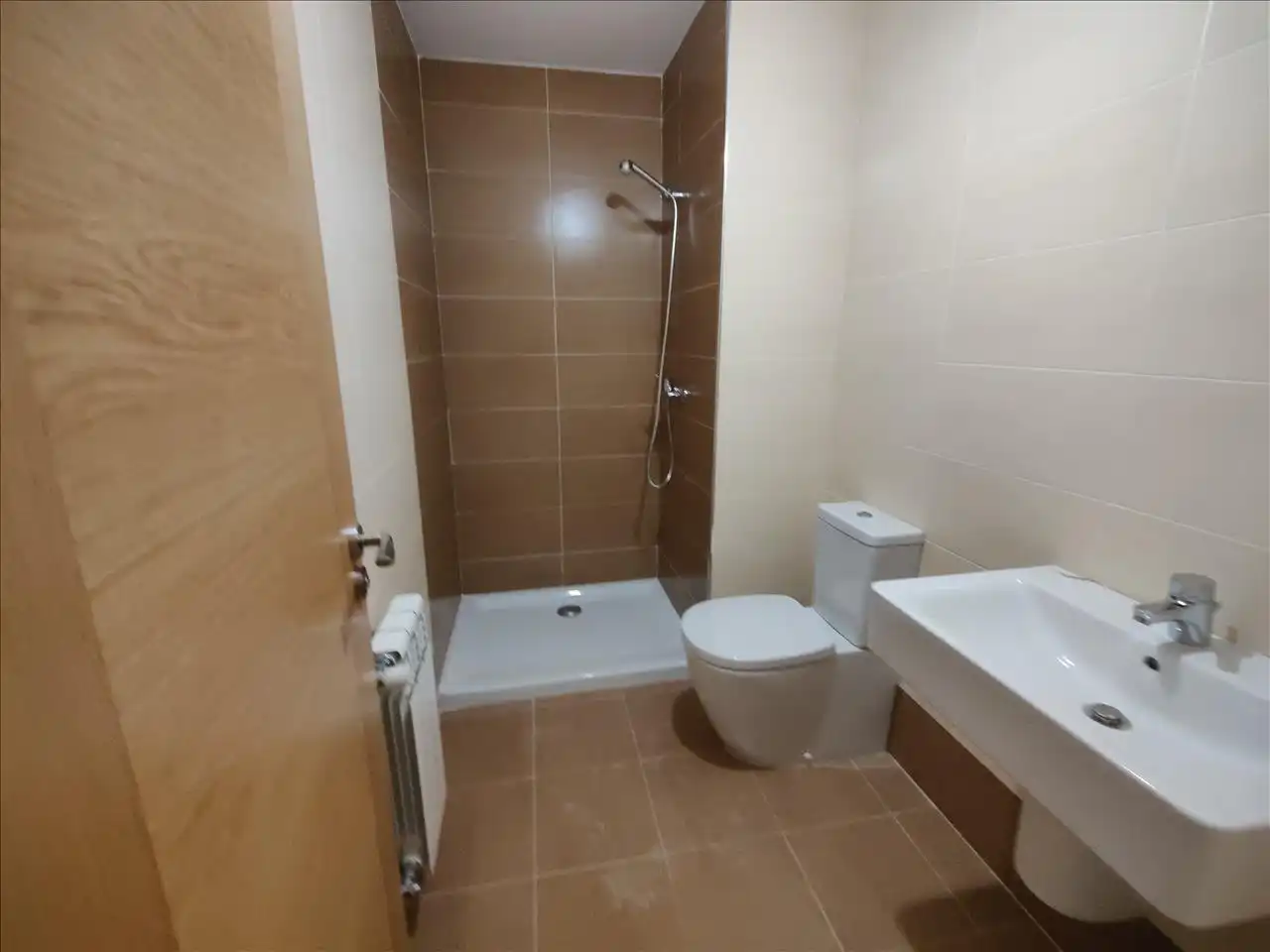 Baño de Piso en venta en Lugo con Trastero