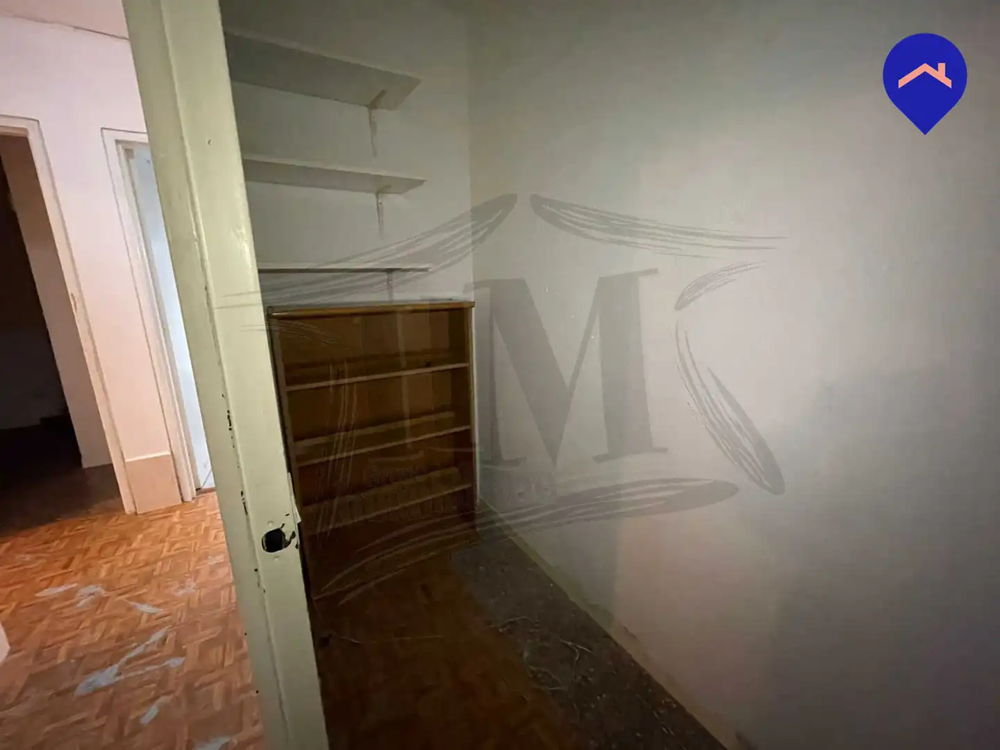 Piso en venta en Madrid con Calefacción, Terraza y Alarma