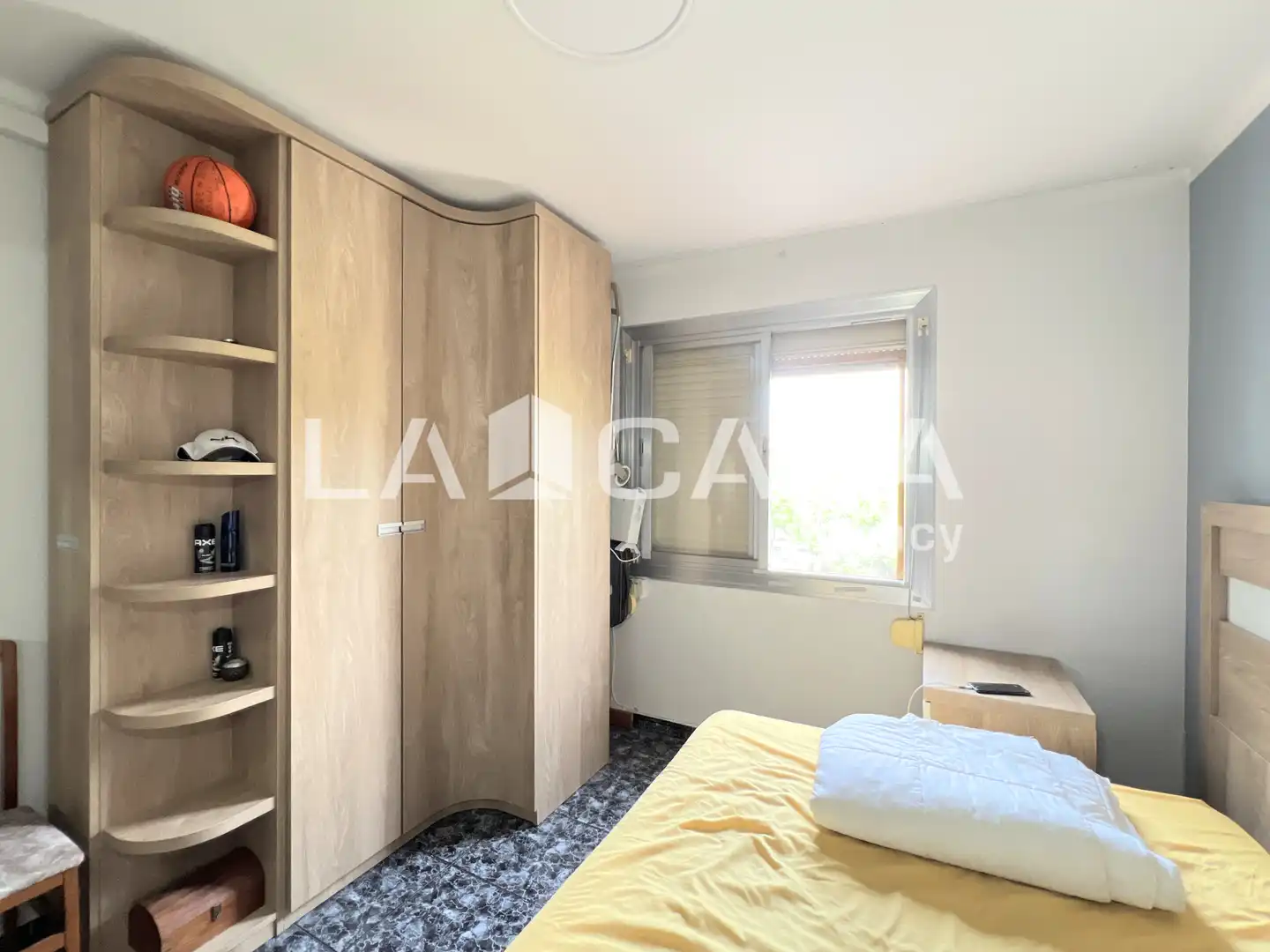 Bedroom of Flat for sale in Badalona  with Heating and Balcony