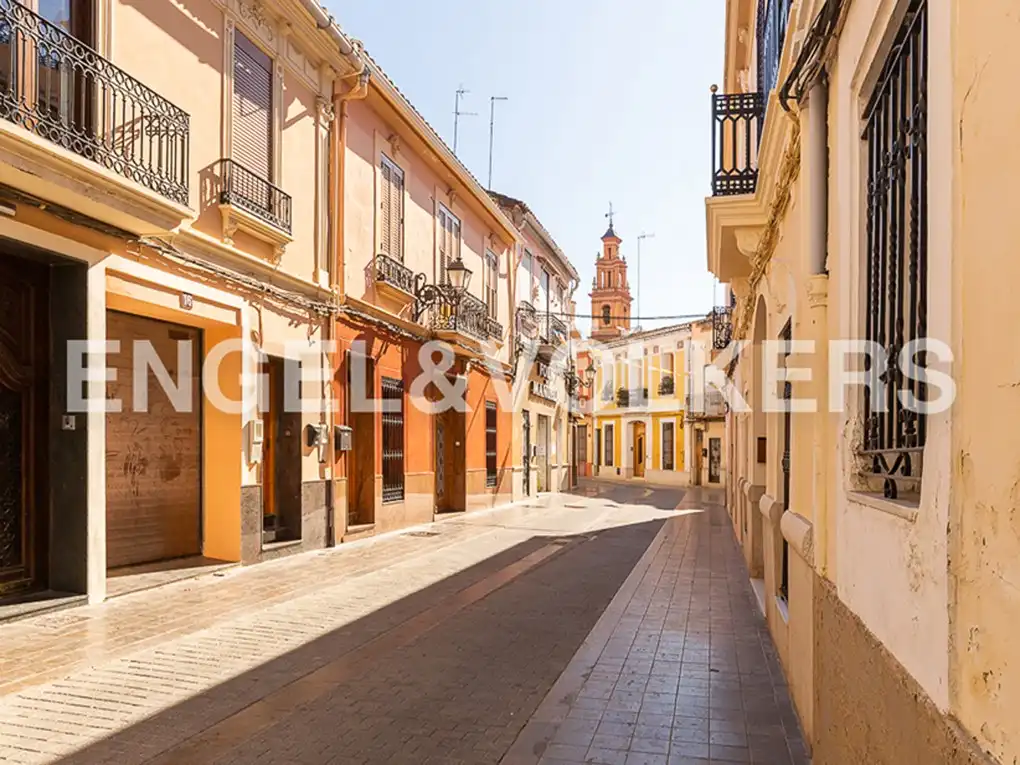 Außenansicht von Country house zum Verkauf in Valencia mit Heizung und Privatgarten