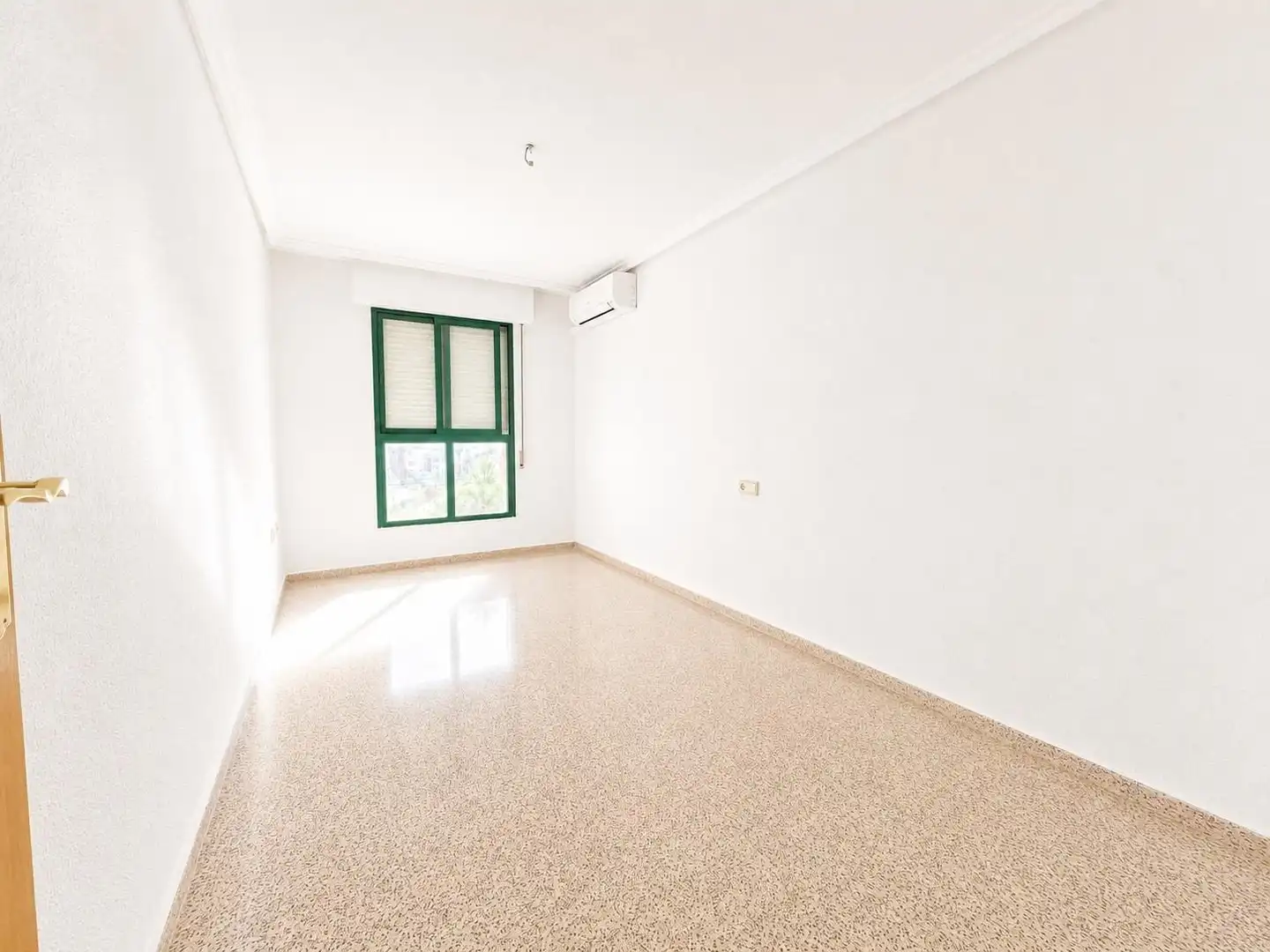 Flat with terrace for sale in Crevillent, imagen 16