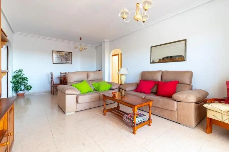 Sala d'estar de Apartament en venda en Pueblo Latino
