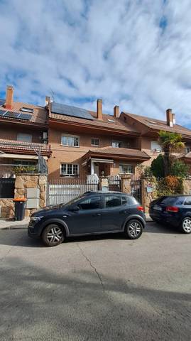 Casa adosada en Alquiler en Calle del Solano en Timón