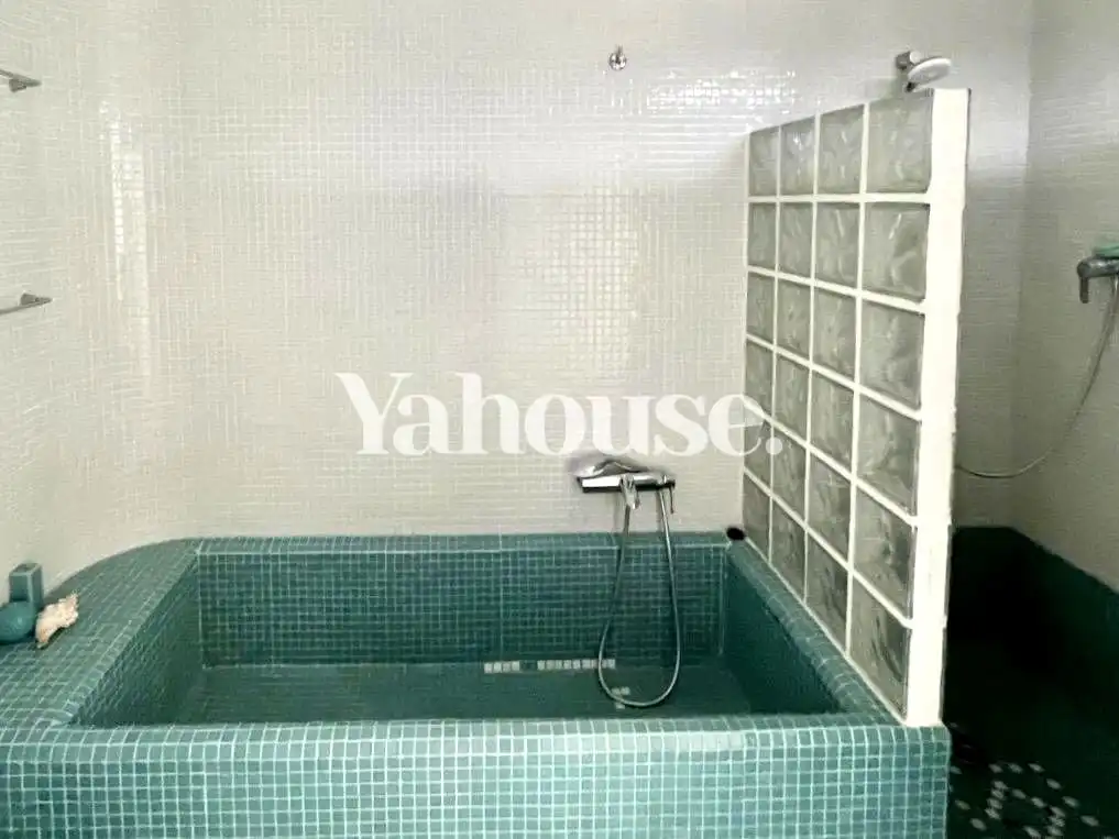 Bathroom of Duplexes for rent in Sabadell  with Air Conditioner, Terrace and Furnished