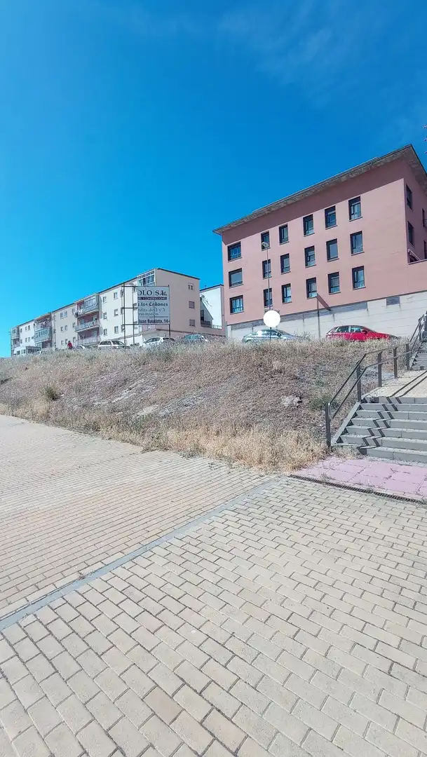 Terreno residencial en venta en Calle Escribanos, imagen 4