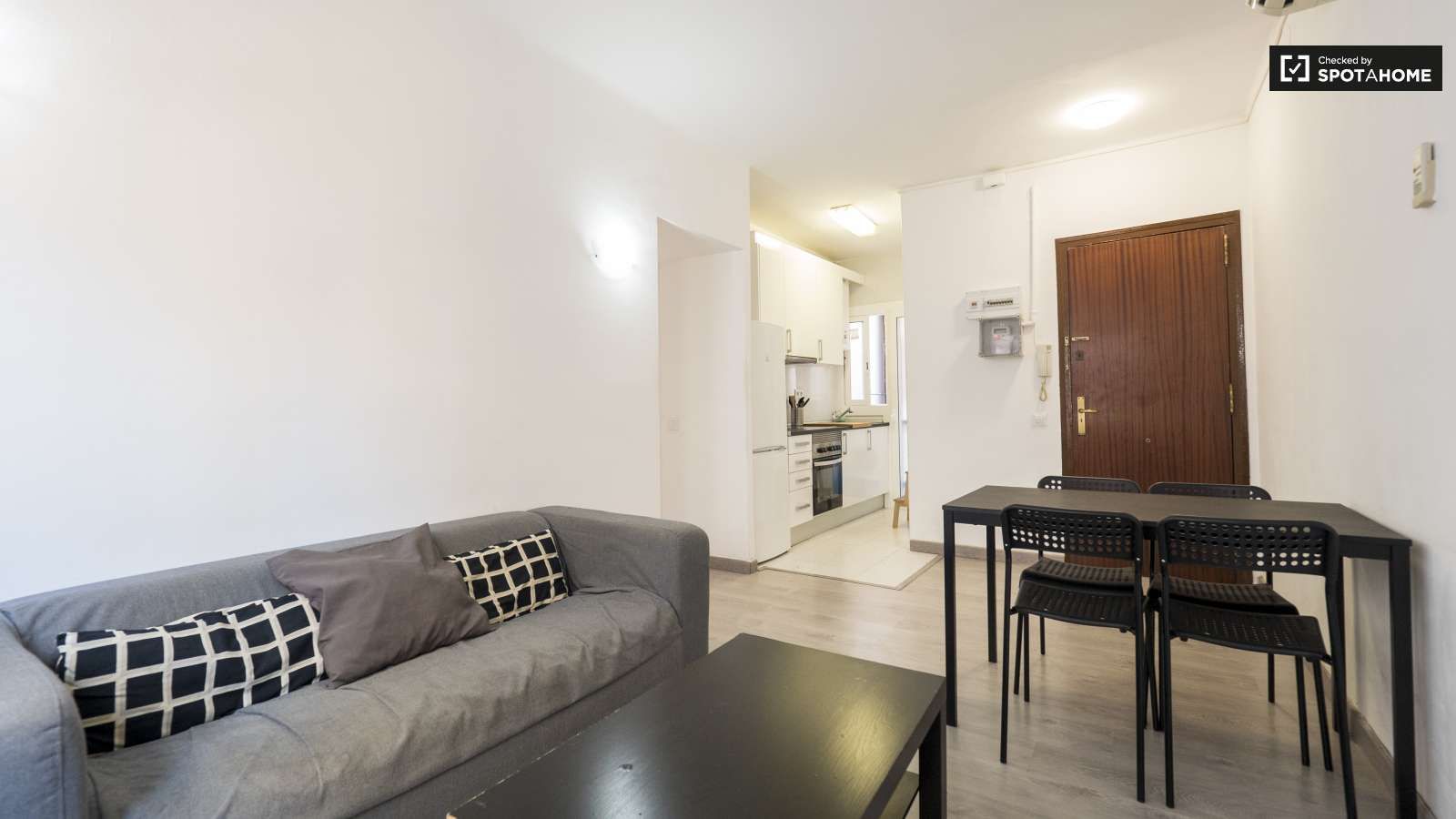 Apartment to share in Vila de Gràcia