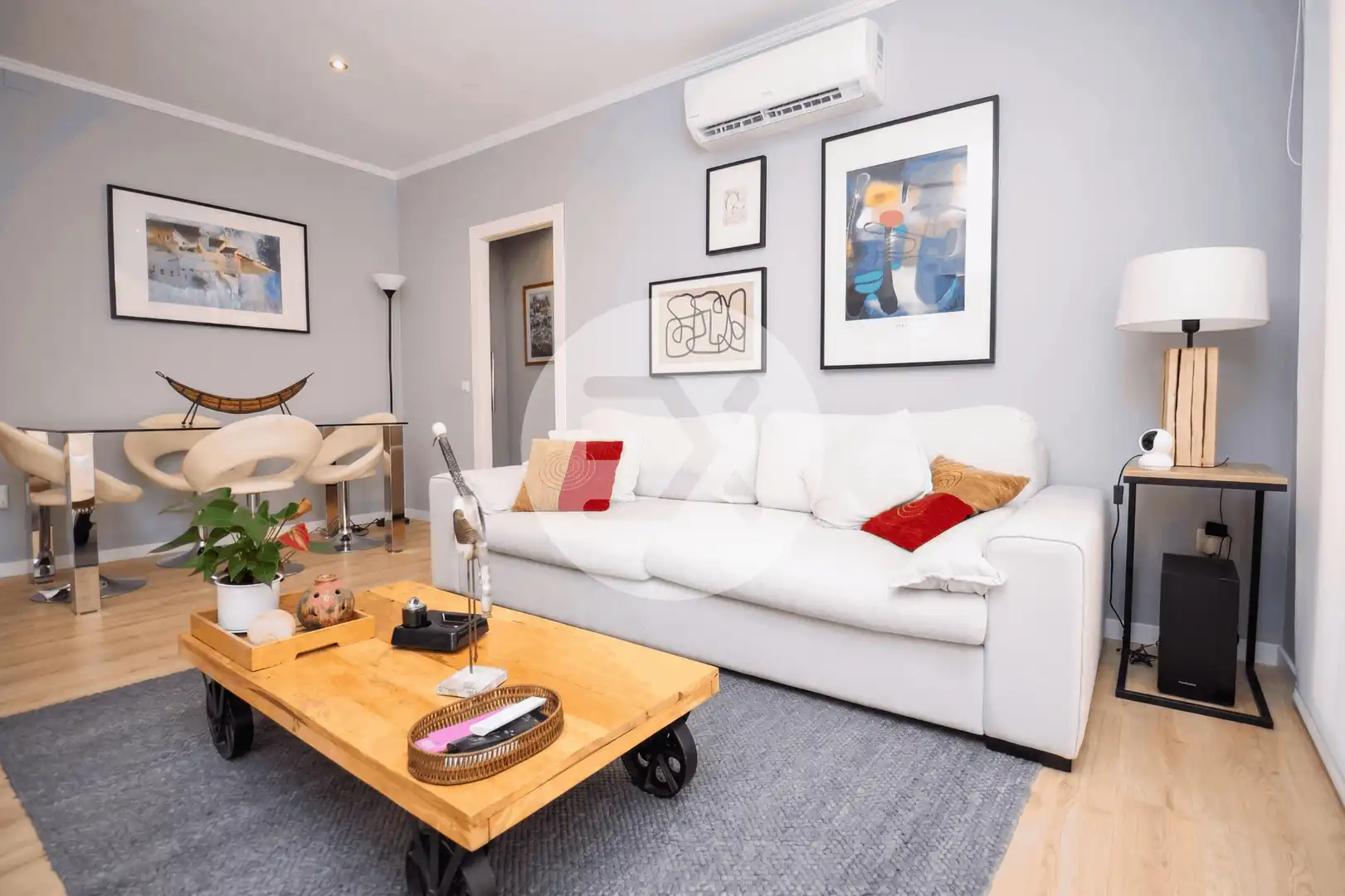 Living room of Flat for sale in Castelldefels  with Air Conditioner, Heating and Parquet flooring