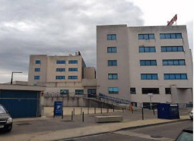 Garaje en Venta en JERONIMO ROURE en Avenida de Abril - 9 de Octubre