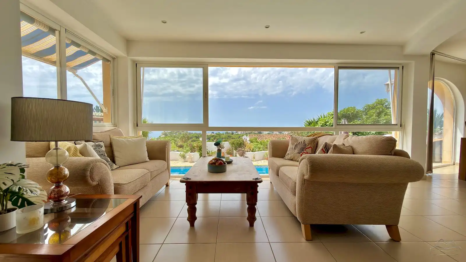 Sala d'estar de Casa o xalet en venda en Jávea / Xàbia amb Aire condicionat, Calefacció i Jardí privat