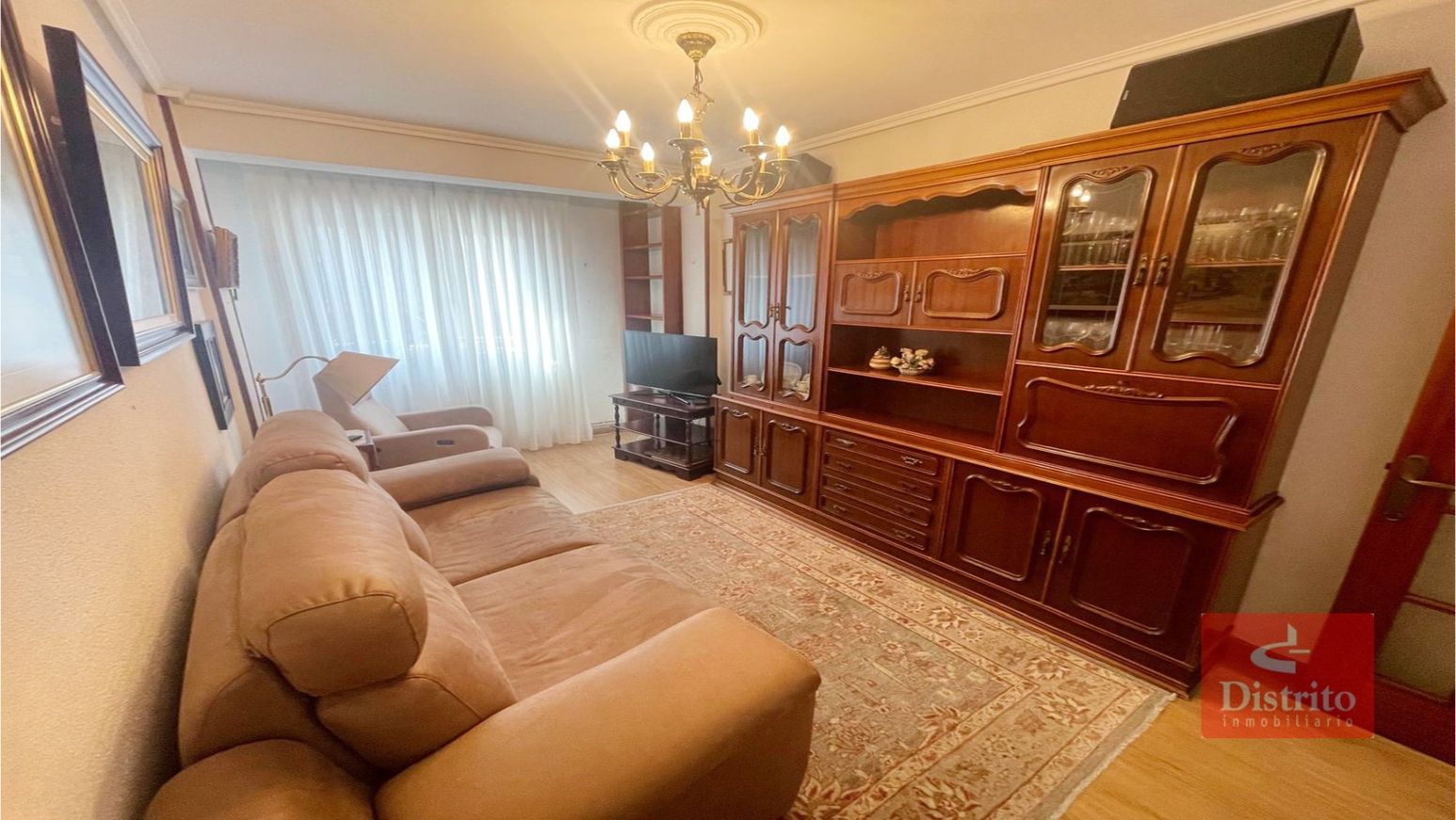Sala d'estar de Pis en venda en Santander amb Calefacció