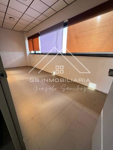 Oficina en Alquiler en Navas del Sepillar