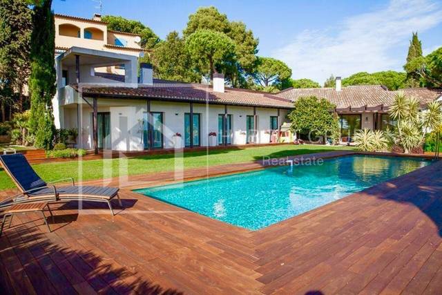 Casa-chalet en Venta en Torre Valentina - Mas Vilar de La Mutxada - Treumal