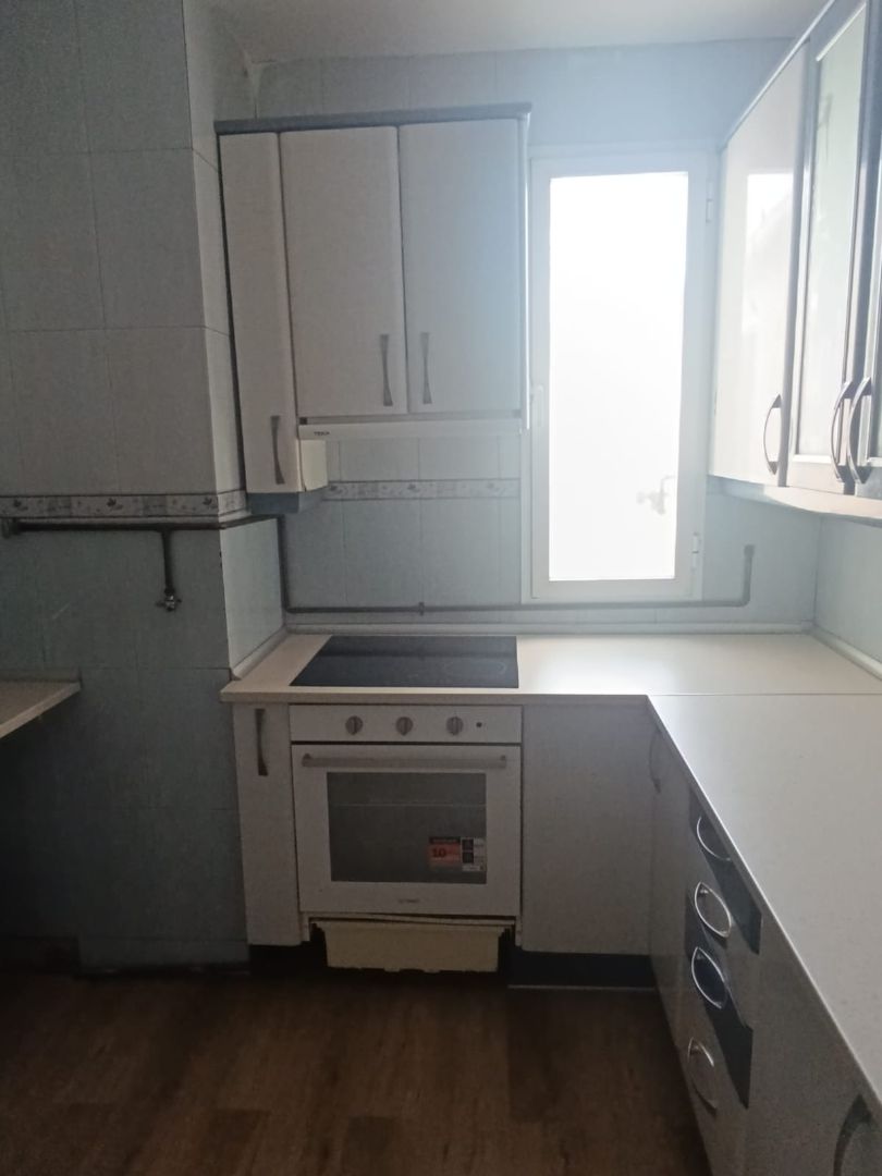 Cuina de Pis en venda en Pinto amb Aire condicionat, Calefacció i Terrassa