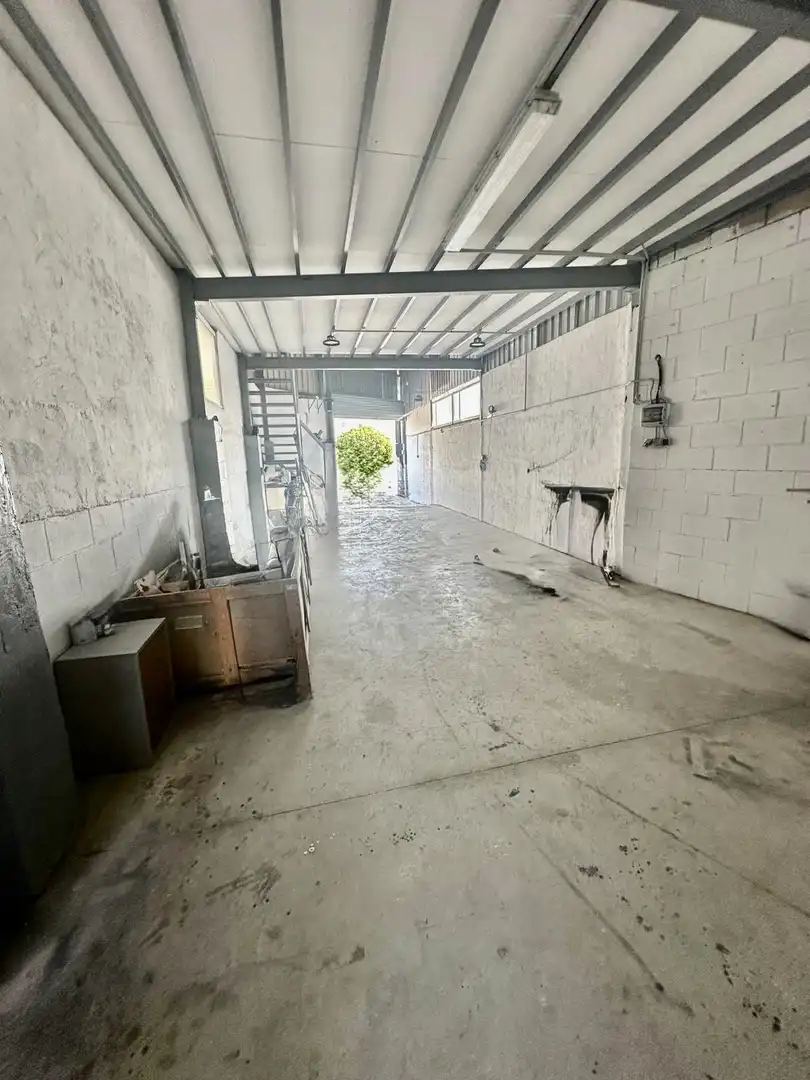 Nave industrial en venta en El Secanet - Hacienda del Sol