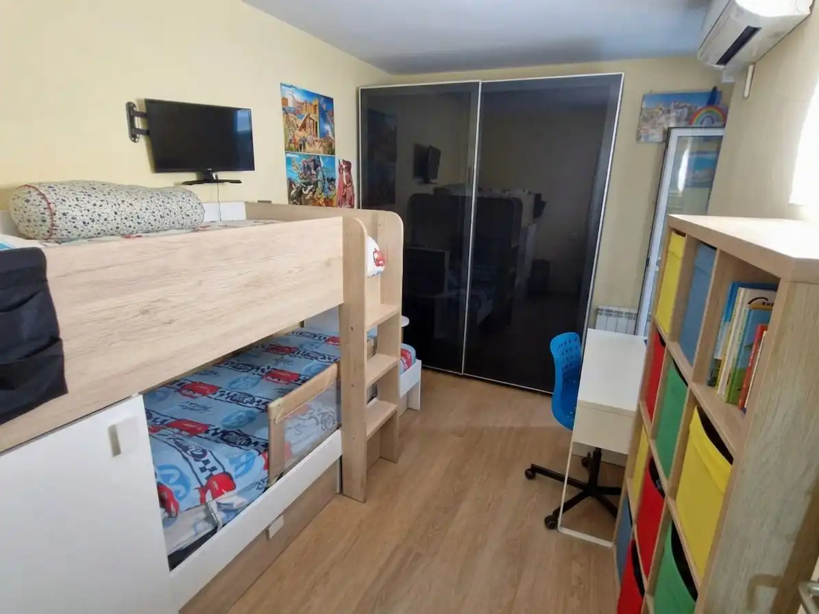 Habitación de Piso en venta en Molins de Rei con Aire acondicionado, Calefacción y Parquet