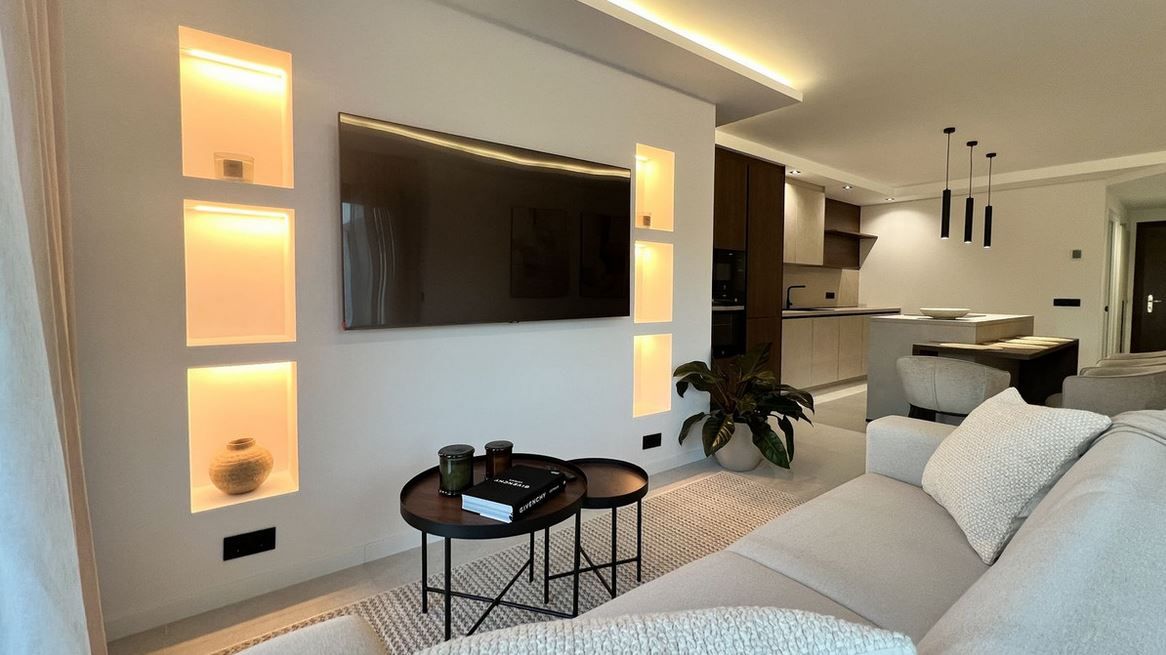 Living room of Attic for sale in Marbella  with Air Conditioner, Terrace and Storage room