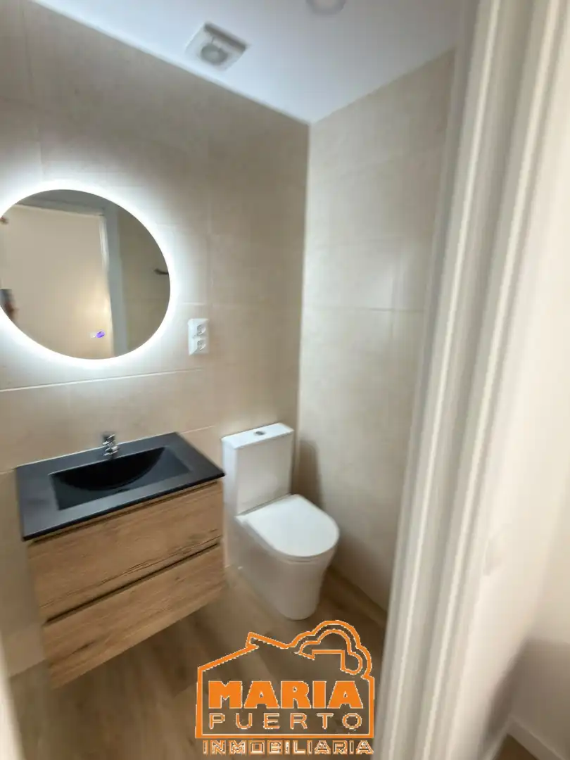 Bany de Apartament de lloguer en Málaga amb Aire condicionat i Moblat