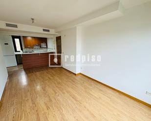 Bedroom of Flat to rent in  Madrid Capital  with Air Conditioner and Heating