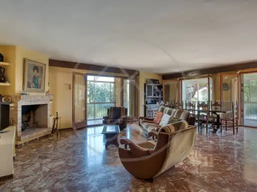 Casa amb jardí en venda a Carrer del Ripollès, imagen 5