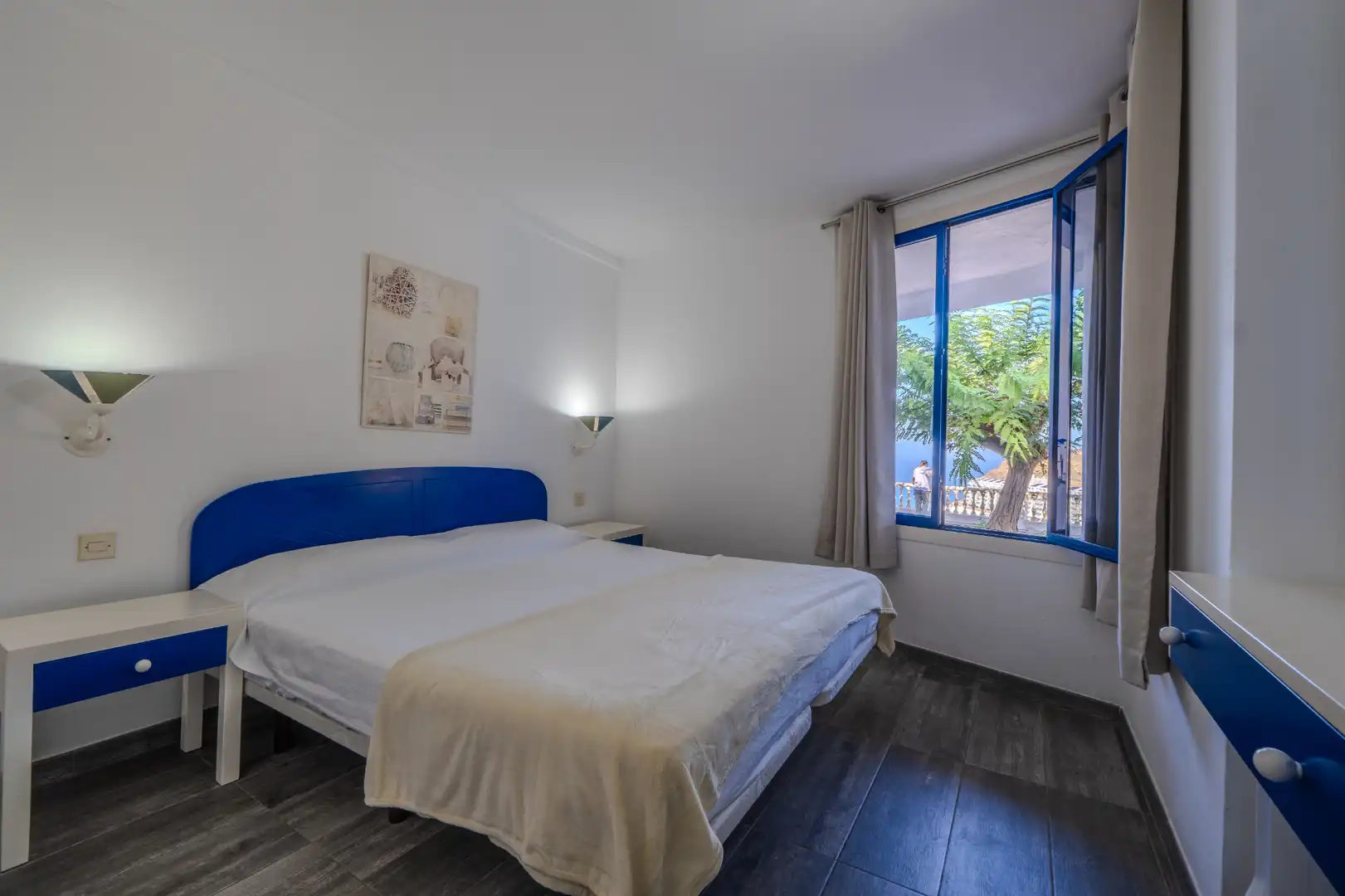 Dormitori de Apartament en venda en Mogán amb Aire condicionat, Terrassa i Moblat