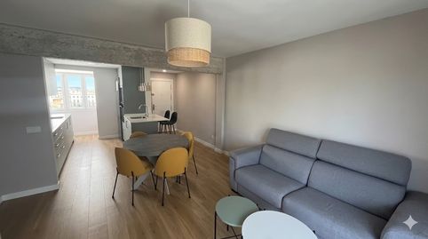 Foto 3 de Piso en venta en Calle de Rodezno, San Juan Bautista, Madrid Capital