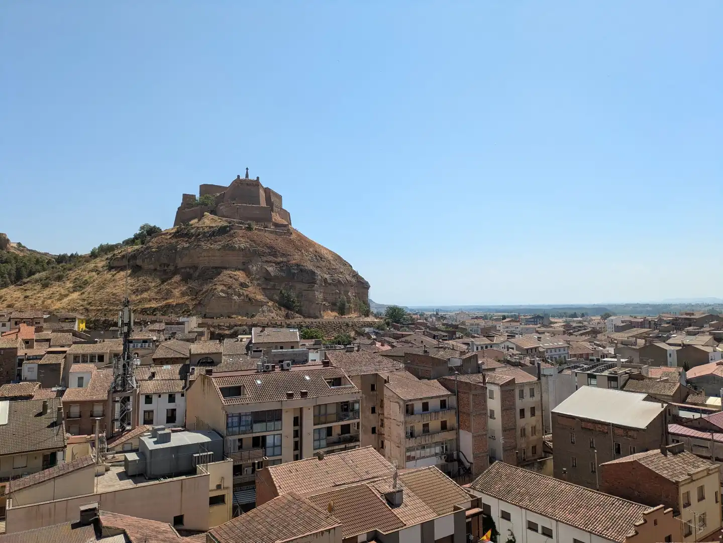Exterior view of Flat for sale in Monzón  with Heating, Terrace and Storage room