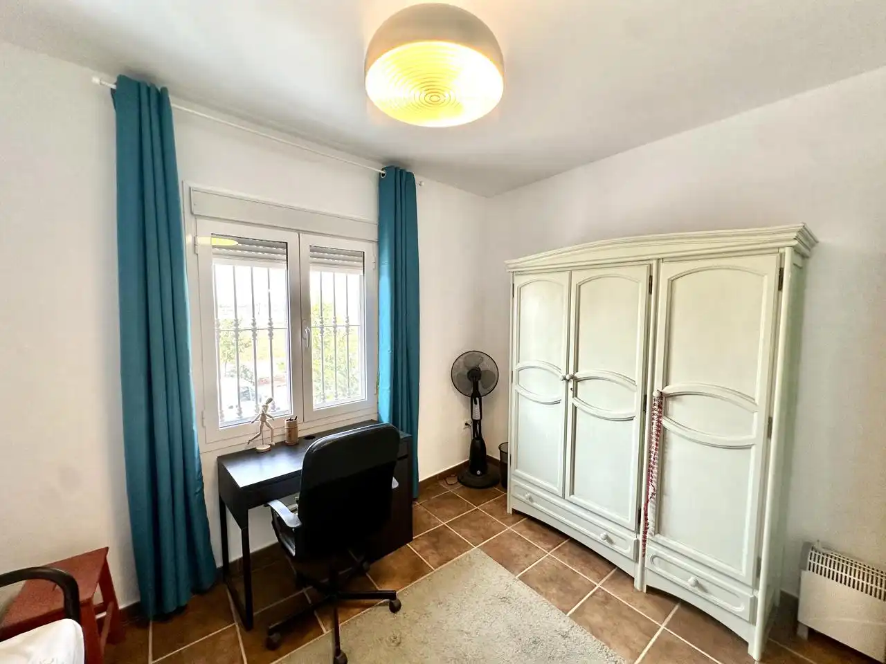Habitación de Casa adosada en venta en Humilladero con Aire acondicionado, Terraza y Trastero