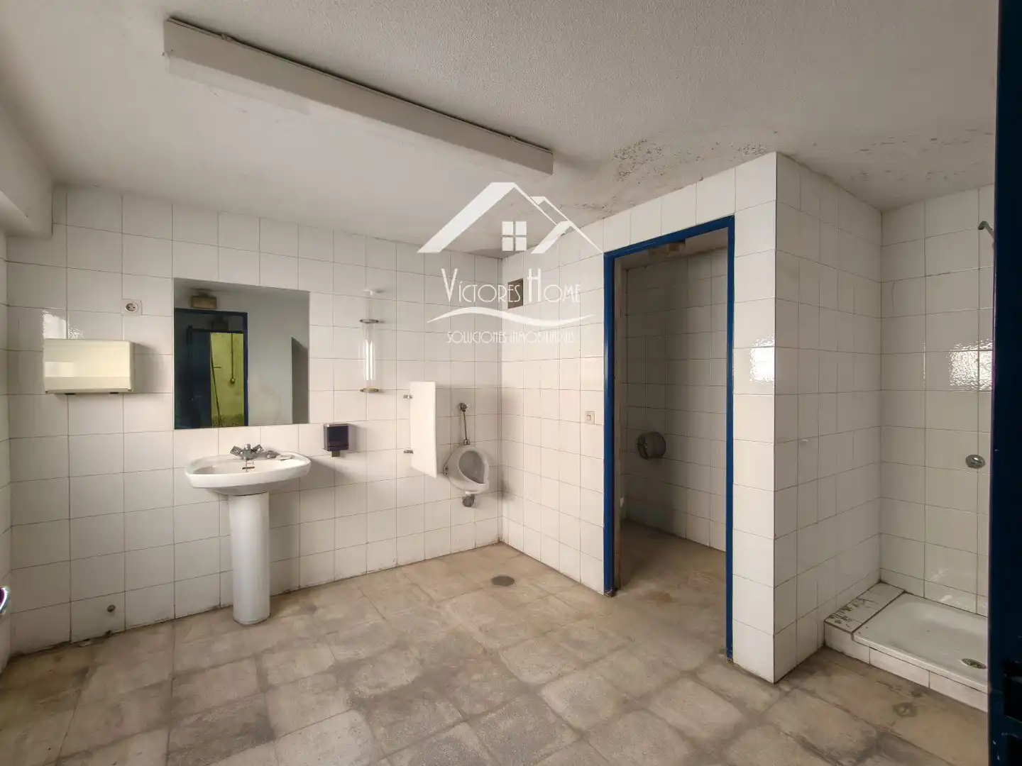 Baño de Nave industrial de alquiler en Madrid con Calefacción