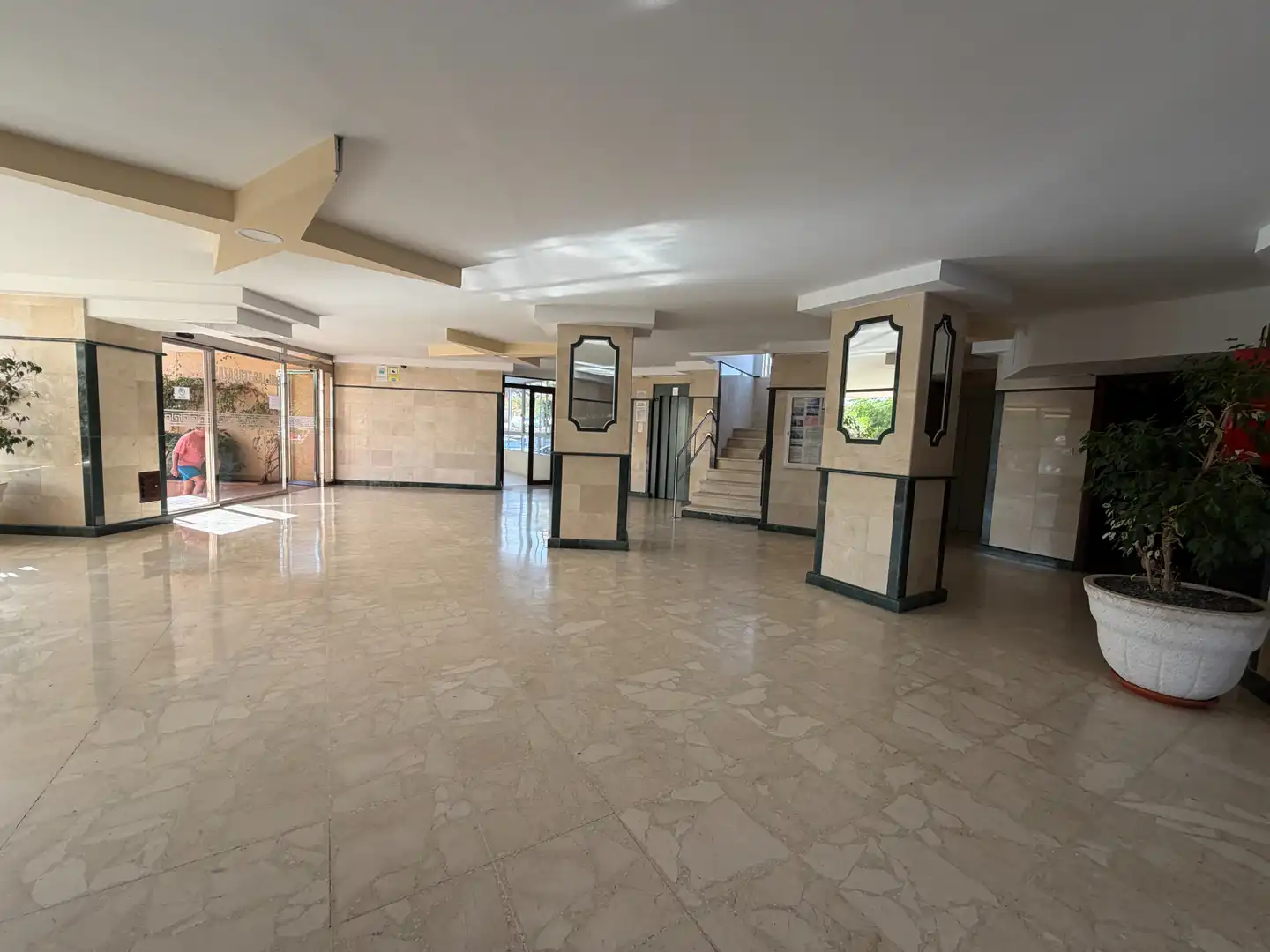 Apartamento en venta en Algarrobo con Aire acondicionado, Terraza y Amueblado