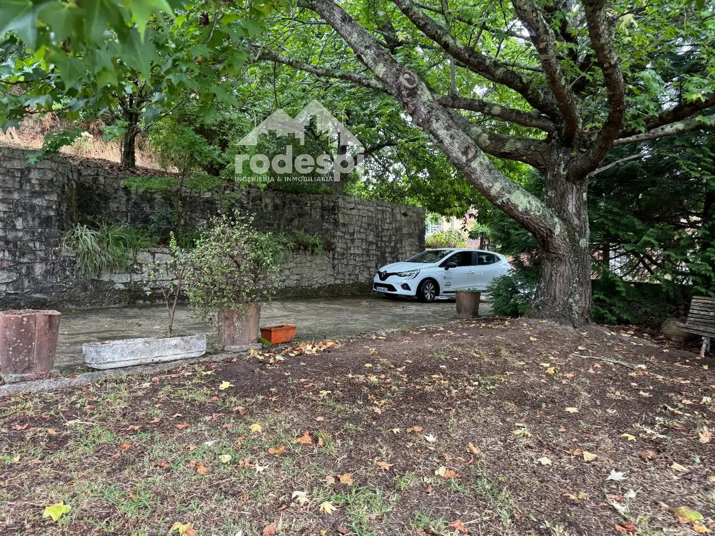 Parkplatz von Haus oder Chalet zum Verkauf in Sanxenxo mit Heizung, Abstellraum und Möbliert